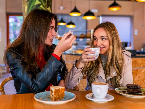 cafeteria mr carrot cake